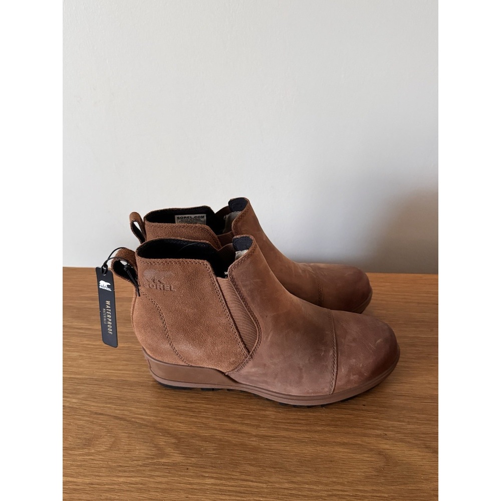 Sorel Evie Wedge Chelsea Boots Womens Size 8.5 Brown Leather Suede Pull On Shoes